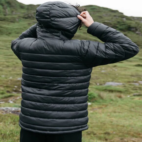 Finisterre Women's Nimbus Hooded Jacket - Picture 3 of 8